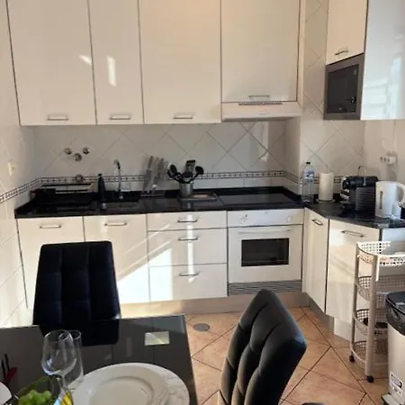 Appartement Lovely Gaivota Mar Da Rocha With Pool , Parking